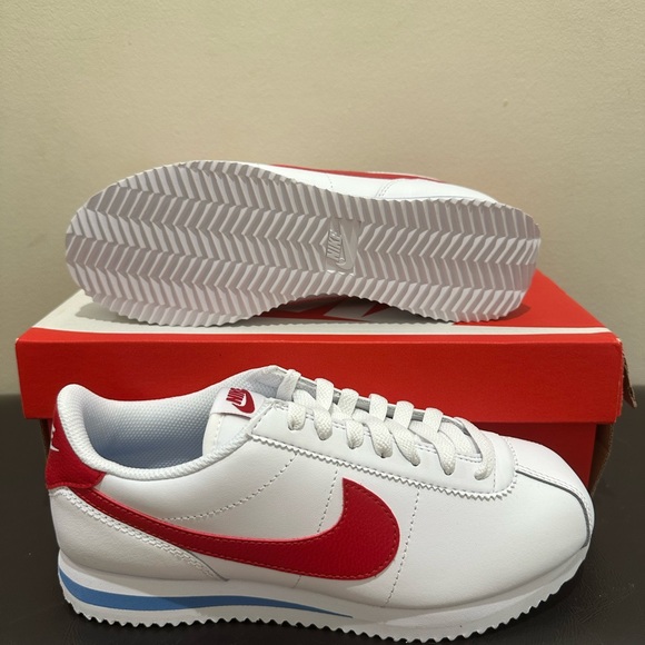 NIB Women Nike Cortez Leather  DN1791 108  White/Varsity Red/Varsity Blue - Picture 4 of 6